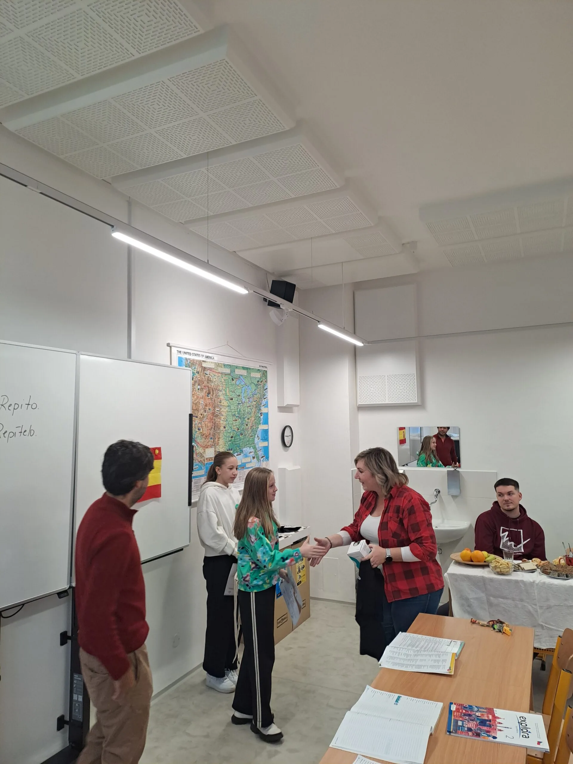 "ŠPANĚLSKÁ PRAVOPISNÁ VČELKA" s účastí našich žáků 2 20241112 091316 scaled 1