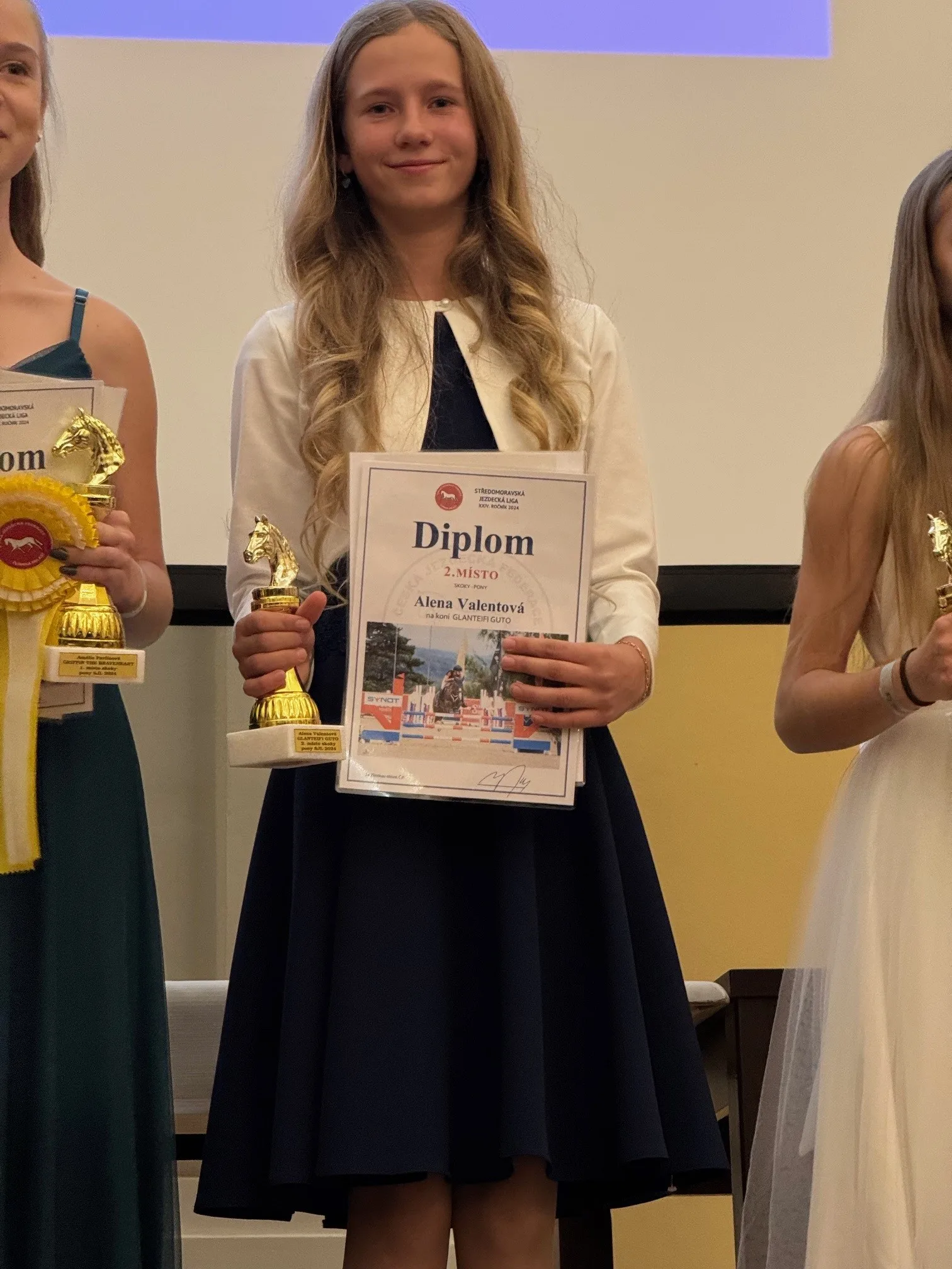 Další gratulace! Tentokrát našim jezdeckým šampionkám 3 al