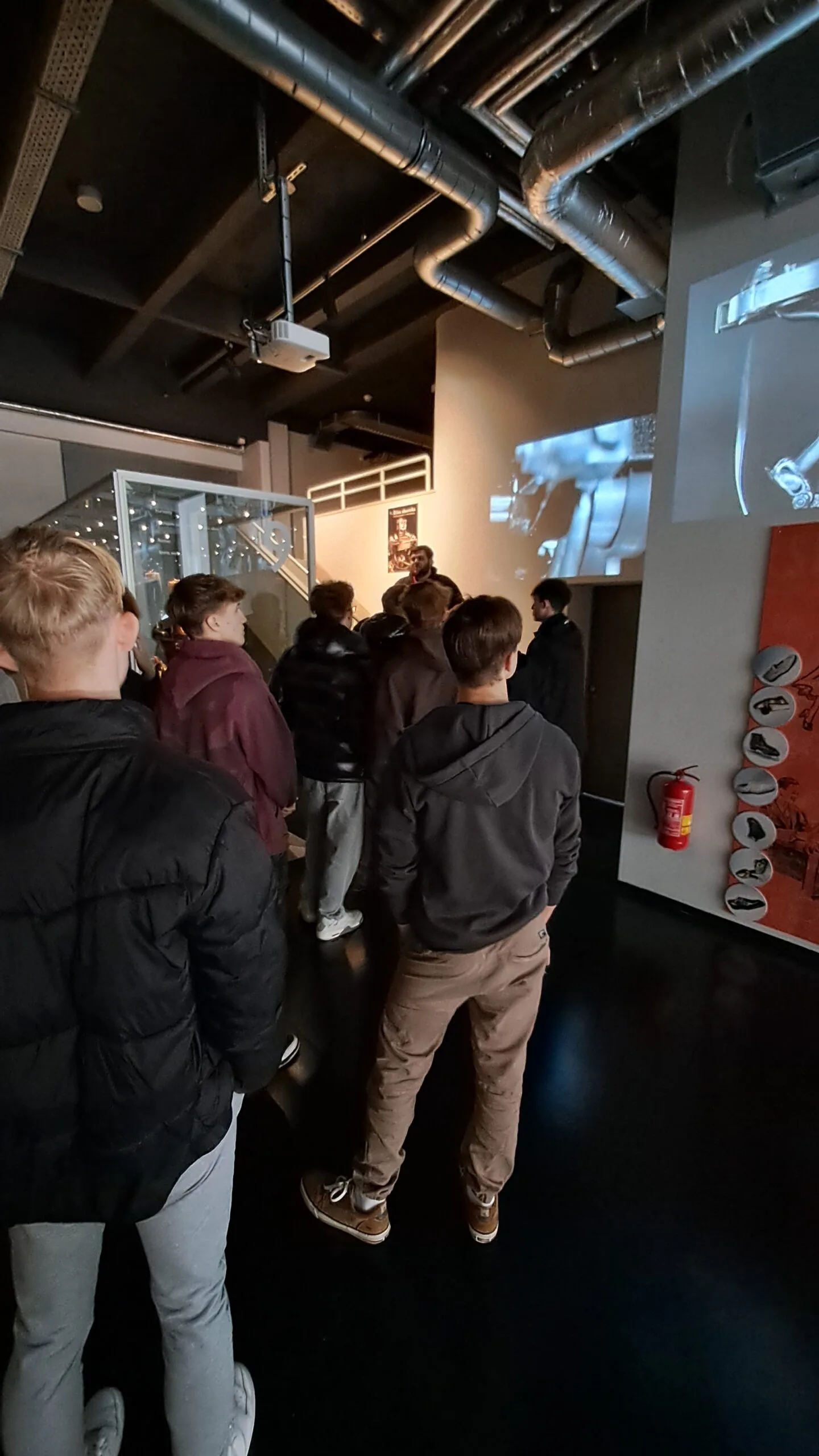 „Náš zákazník – náš pán“ aneb Baťova inspirace pro naše IT studenty 8 20241203 100815 scaled 1