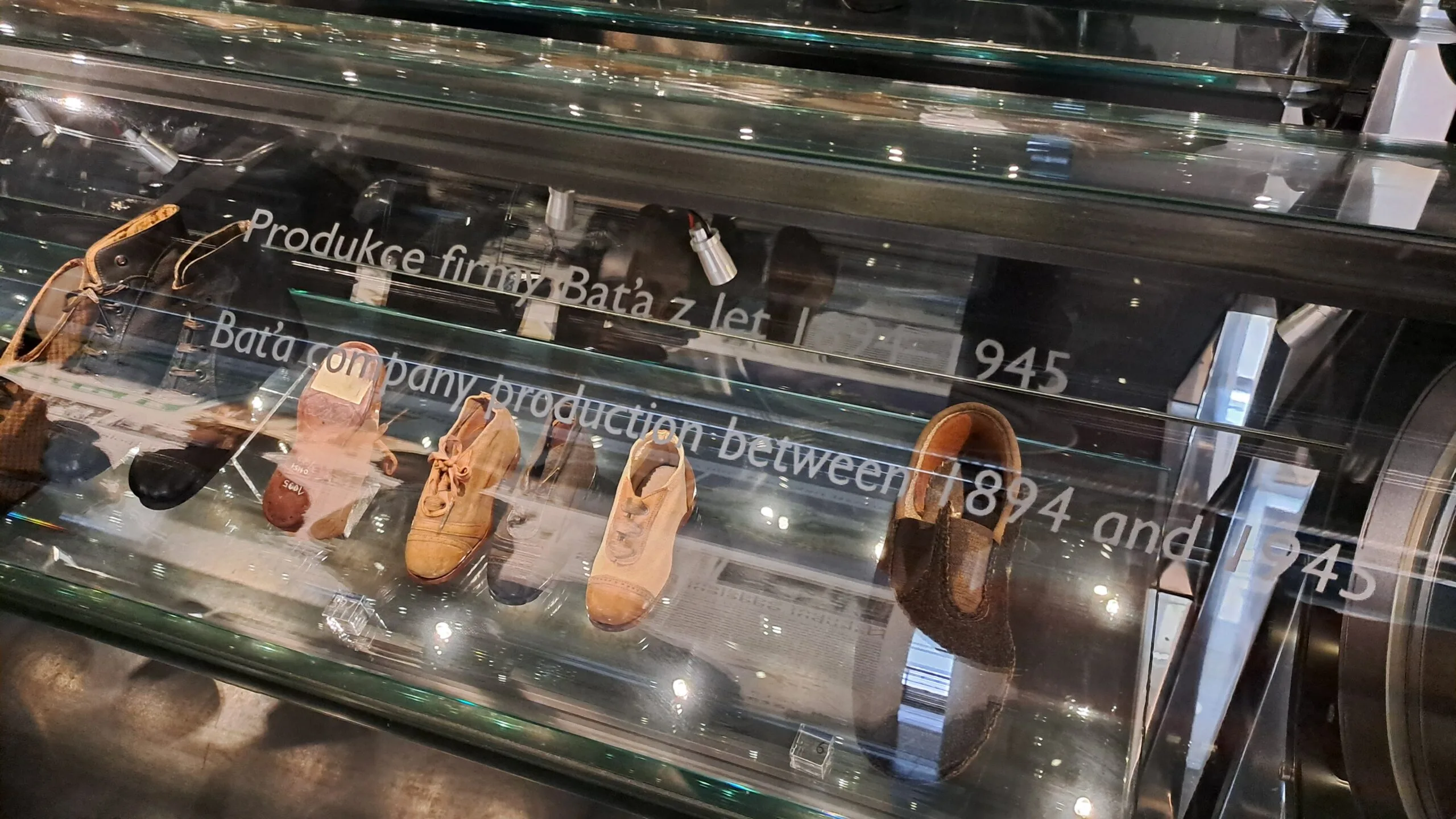 „Náš zákazník – náš pán“ aneb Baťova inspirace pro naše IT studenty 12 20241203 102243 scaled 1