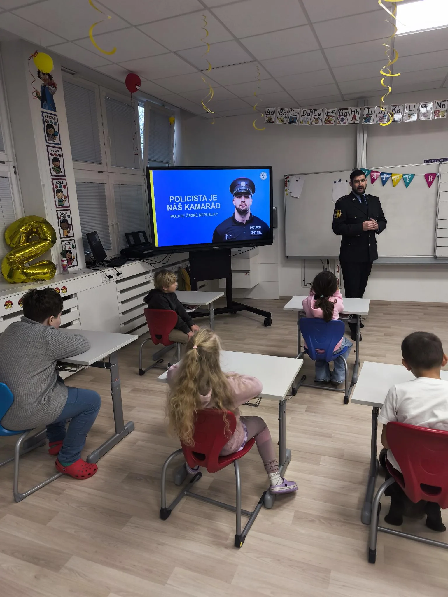 Preventivní program „Policista je náš kamarád“ 2 1736841812293