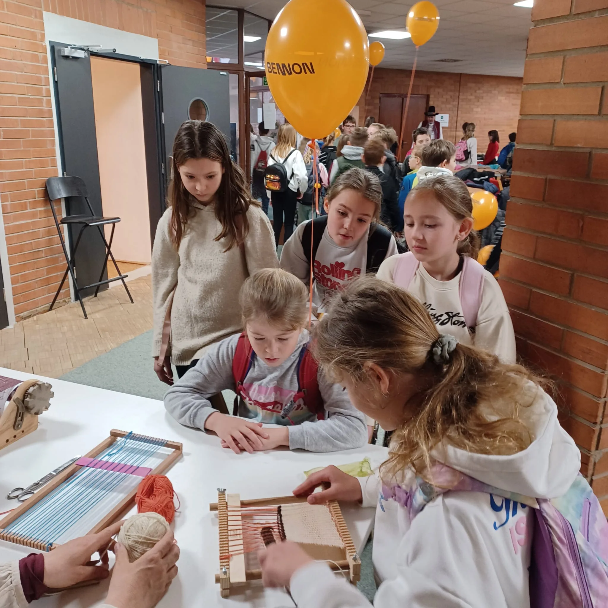 Tradice a řemesla na Valašsku – zážitkové dopoledne 4. a 5. ročníku 11 af2b8b96 7fda 41a3 92ff 56f689274e73 1