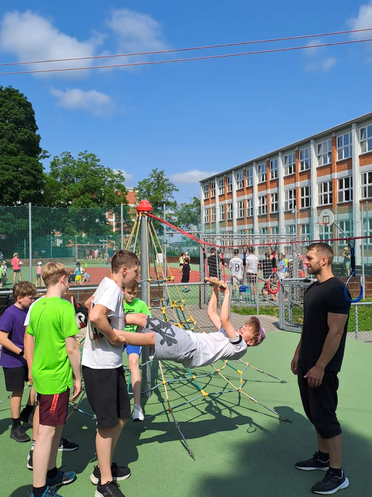 Den dětí v ORBIS: smích, pohyb i odměny 10 PHOTO 2025 06 06 14 09 03 4