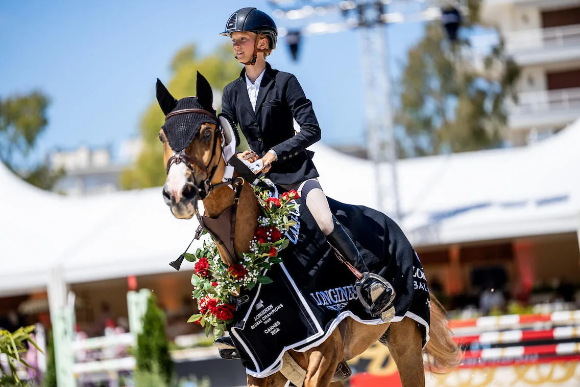 JEZDKYNĚ ELI & ALI: OBROVSKÝ MEZINÁRODNÍ ÚSPĚCH! 7 images lgct cannes 2026 csi2 120 212 eliska valentova pmf 2join hartford 260606 lgct cannes sat 1 csi2 120 gp 00065 1